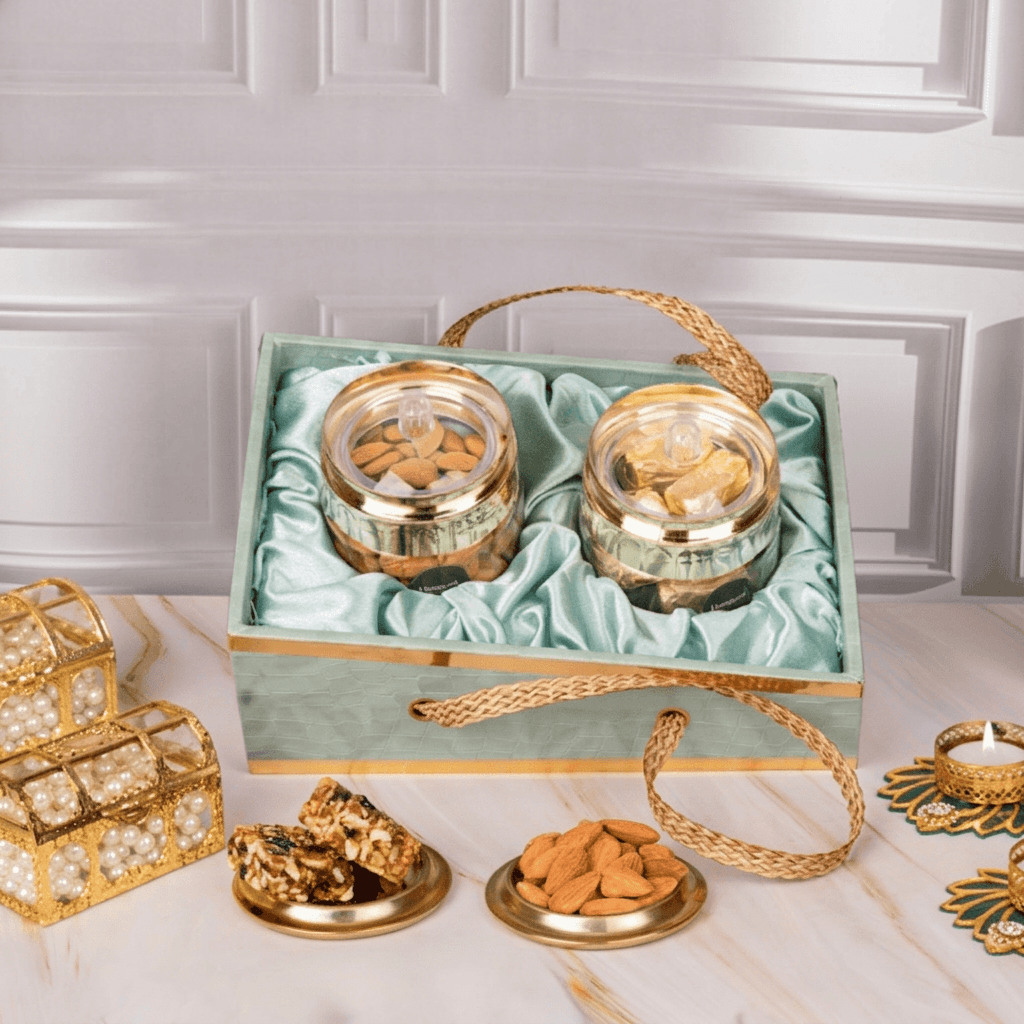 Kanaka Two Jars Green  Gift Hamper