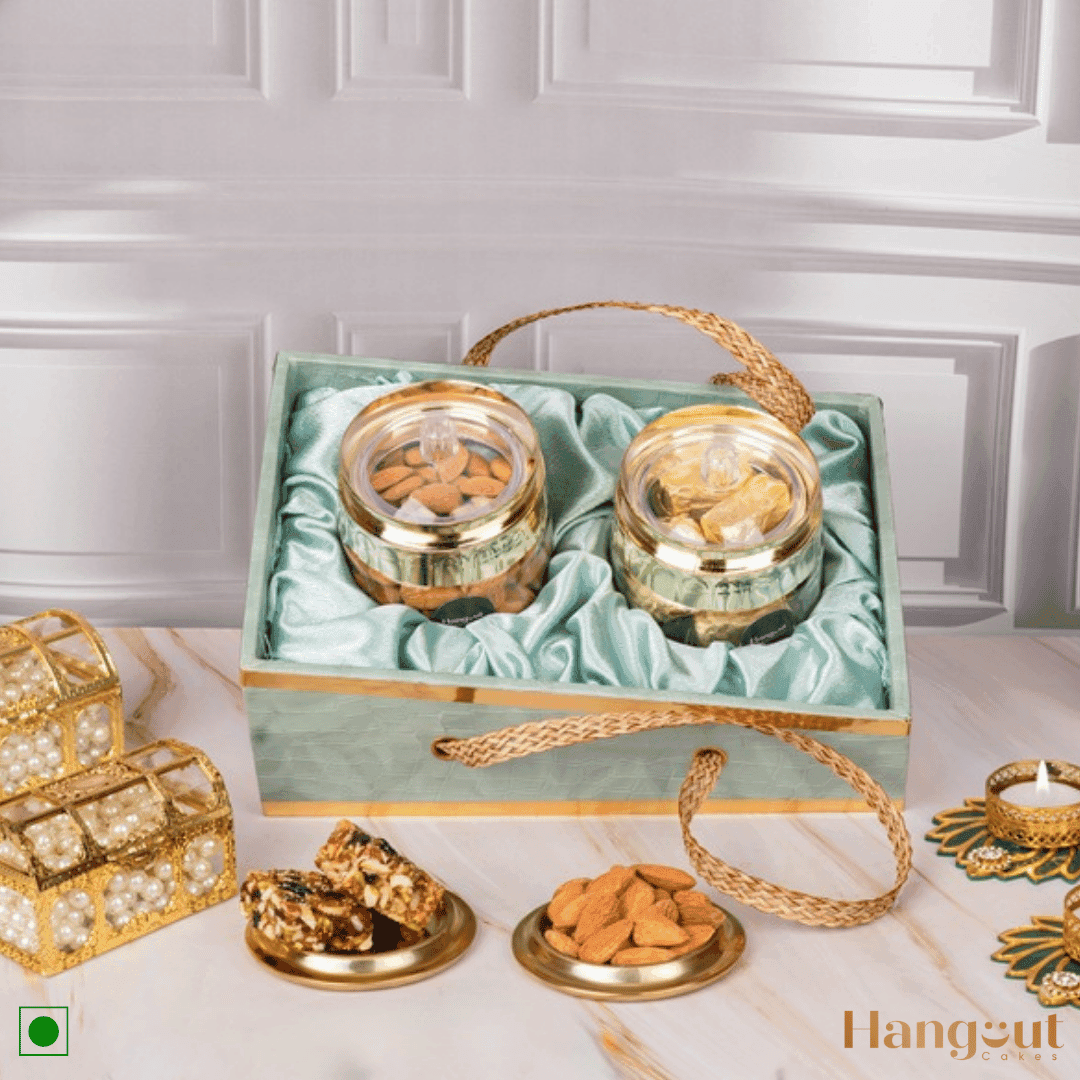 Kanaka Two Jars Green  Gift Hamper