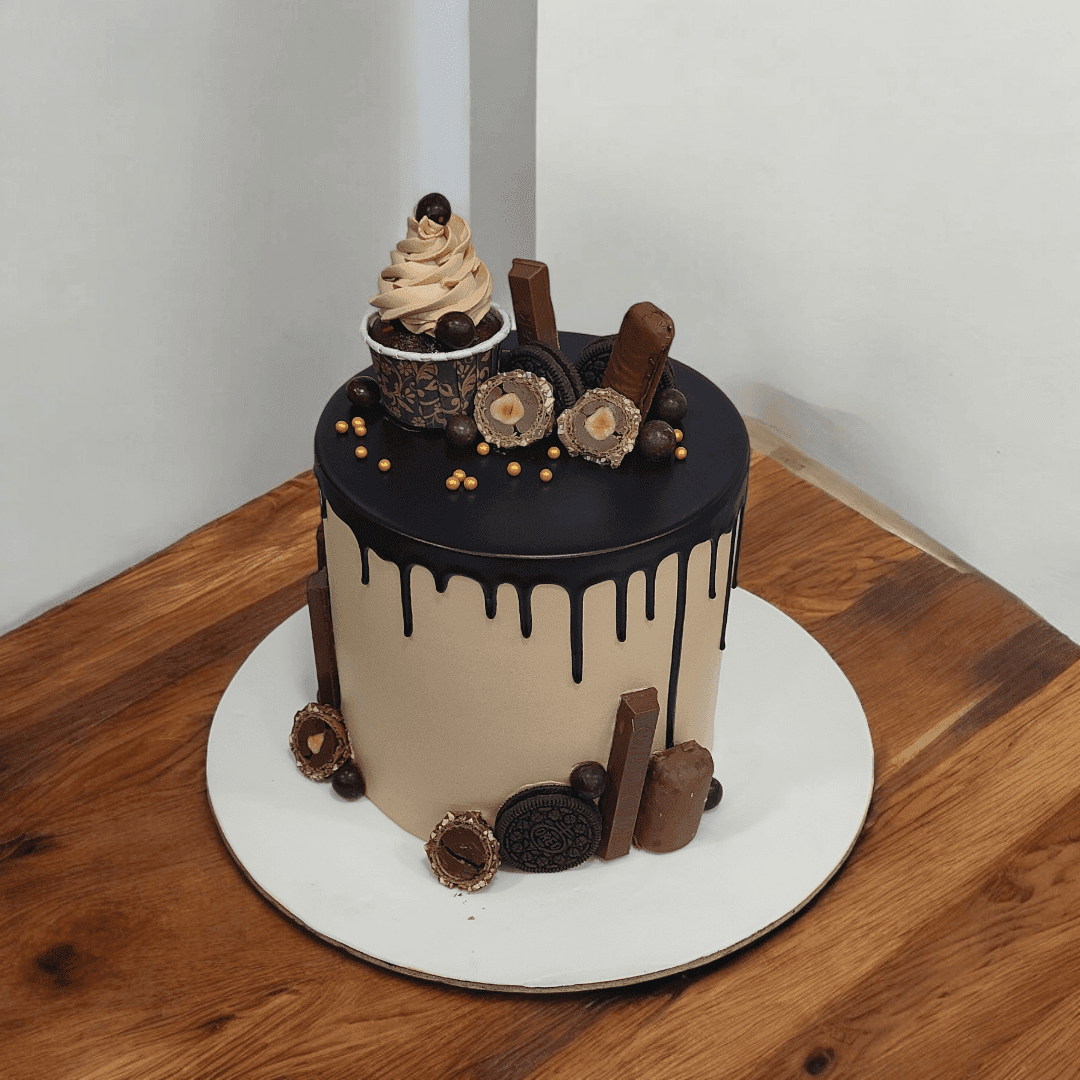 Customized Chocolate Cake