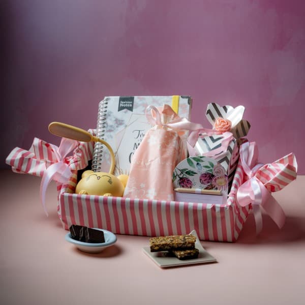 The Note Gift Hamper