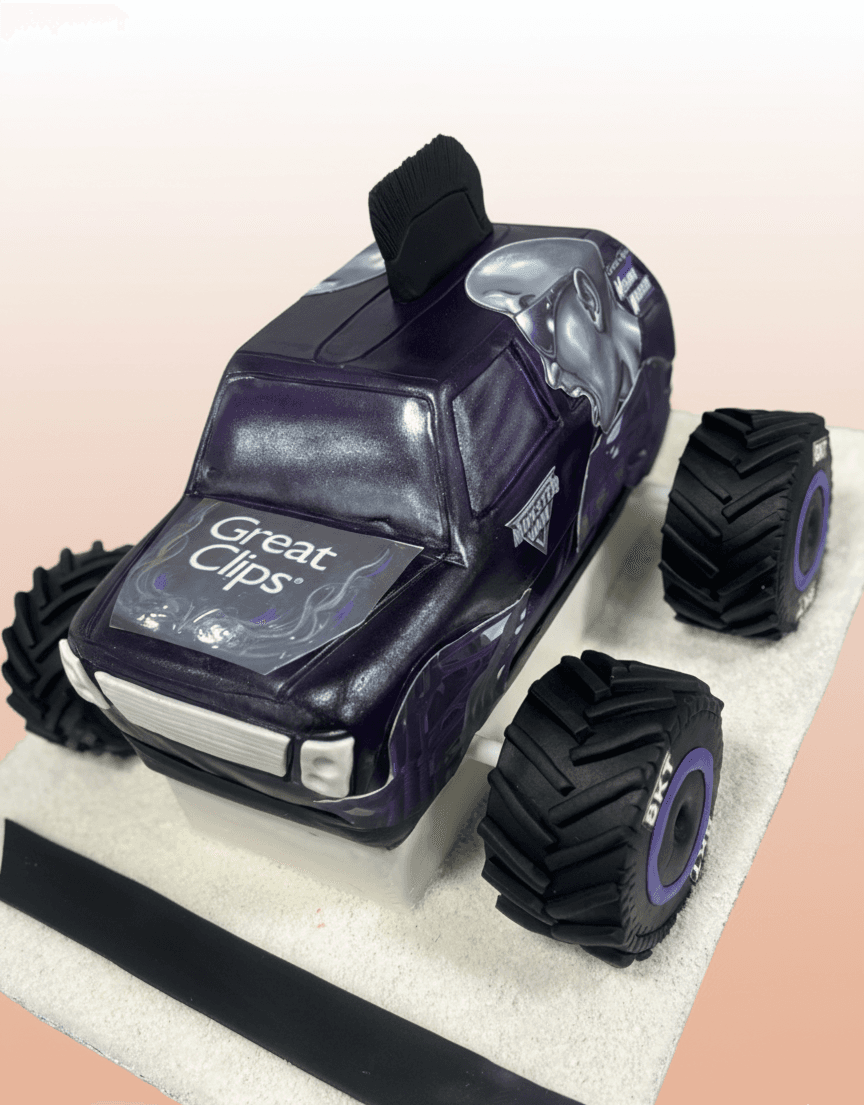 Full Fondant Car Cake