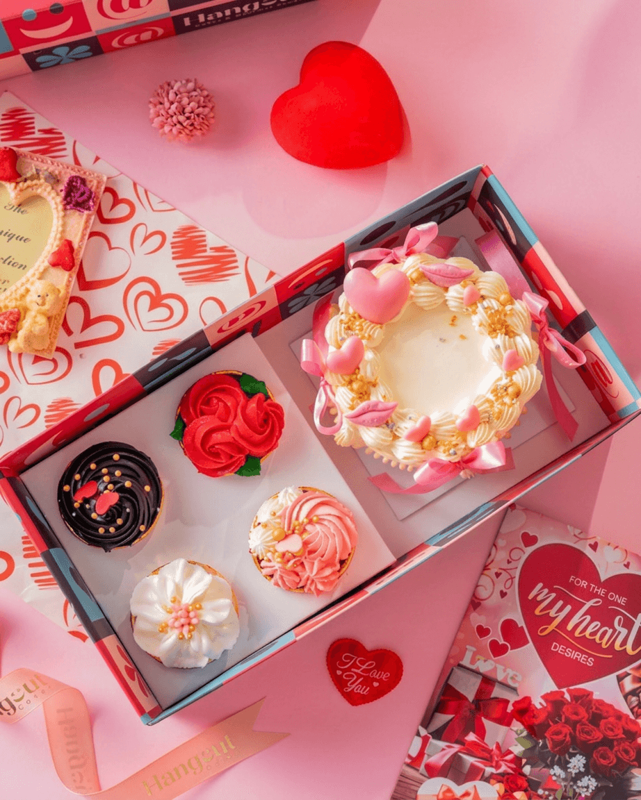 VALENTINE’S DAY GIFT BOX (STRAWBERRY)