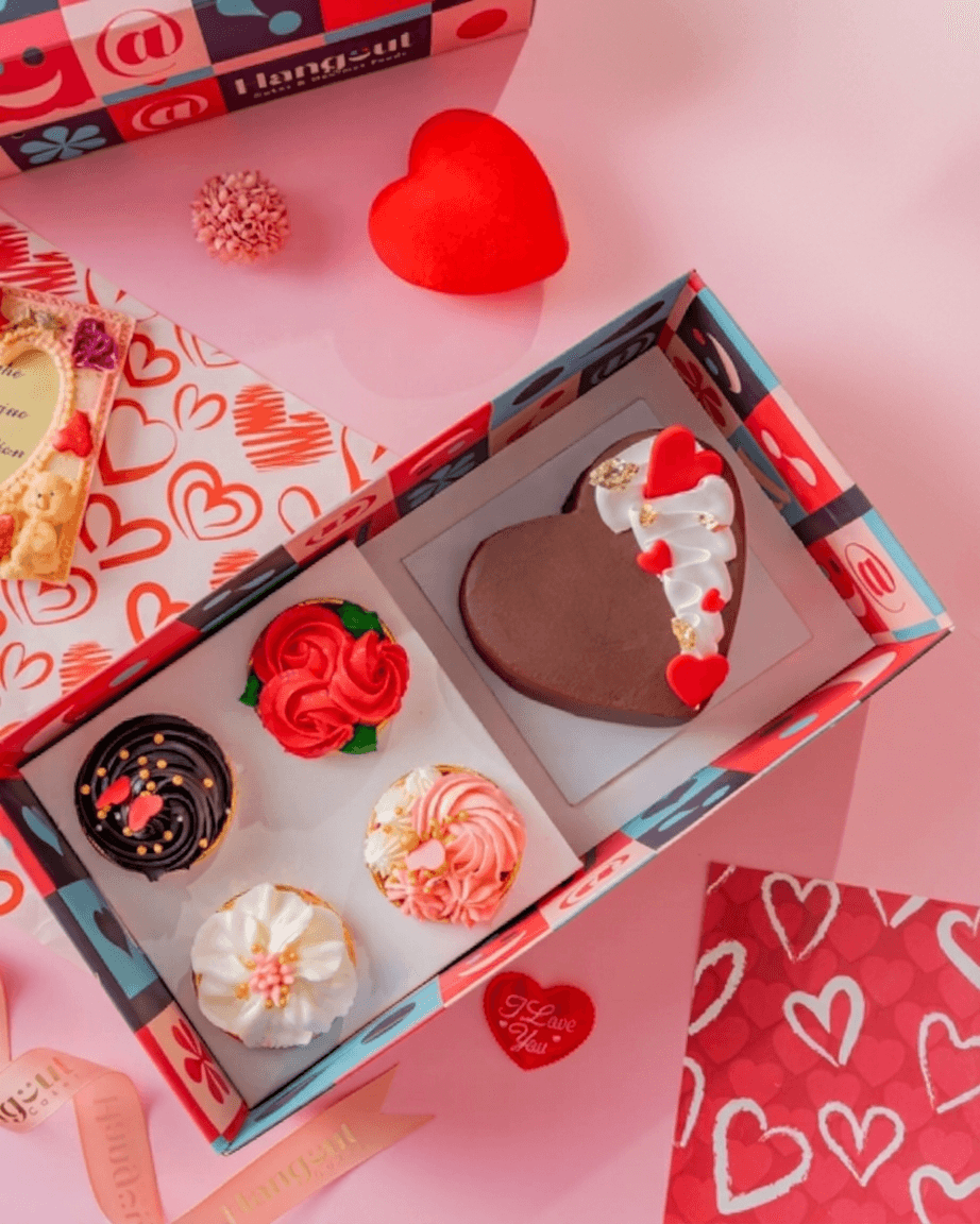 VALENTINE’S DAY GIFT BOX (BELGIUM CHOCOLATE)