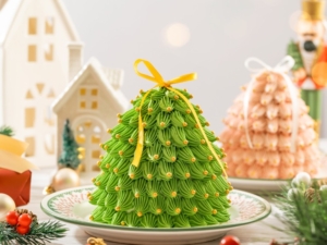 Christmas Tree Cake Green