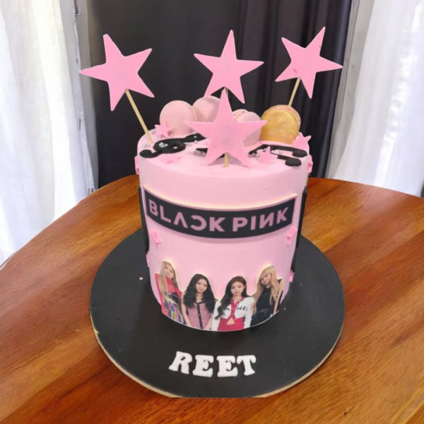 Black Pink Cake