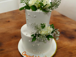 Elegant 2 Tier Wedding Cake