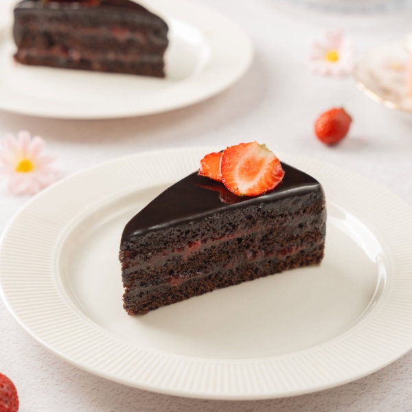 Strawberry with Chocolate Pastry