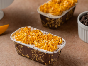Mango Tiramisu Glazed Bar Cake 100g
