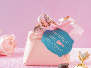 Mom's Handbag Gift Hamper