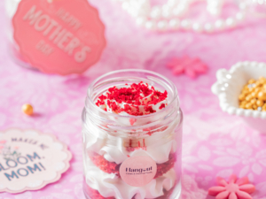 Red Velvet mothers day special jar cake