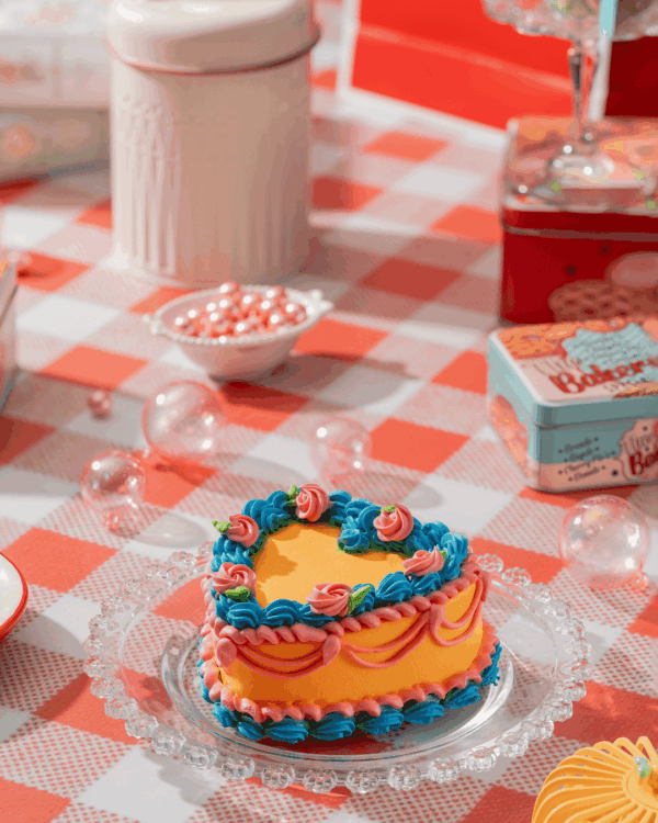 Vintage Vanilla Orange Bento Cake