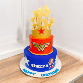 Wonder Woman Cake