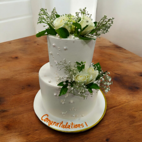 Elegant 2 Tier Wedding Cake