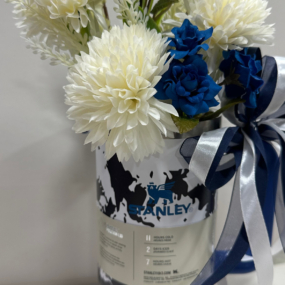 black-and-white-stan-flower-bouquet.jpg